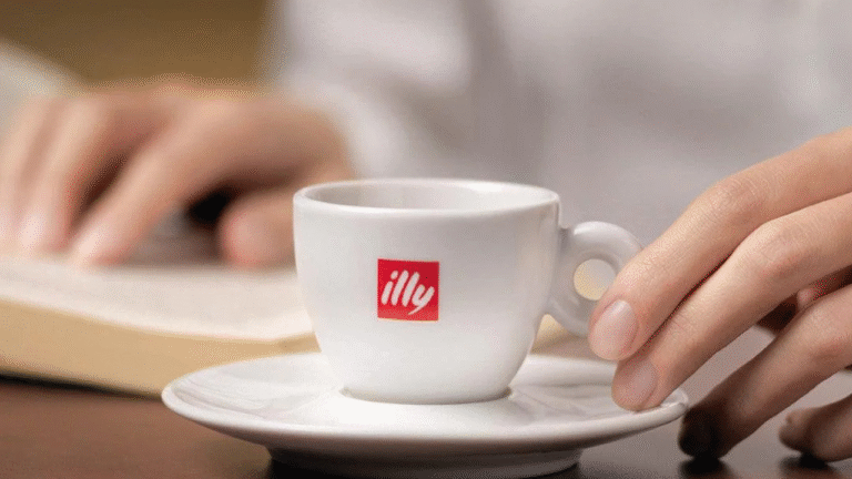 ly cup​